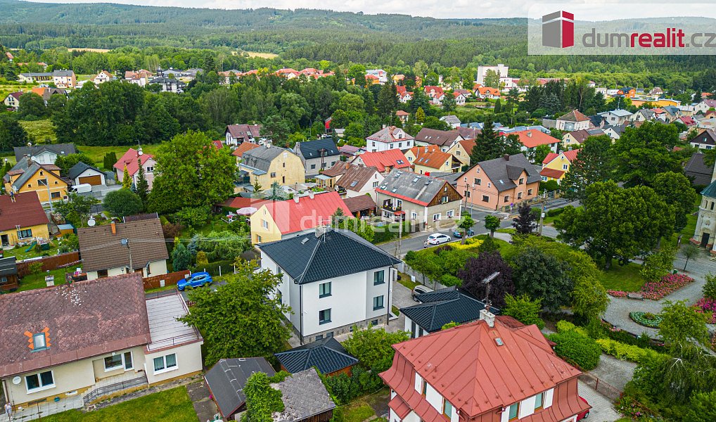 Prodej domu 360 m² s pozemkem 628 m², Velká Hleďsebe – náhled fotky 30