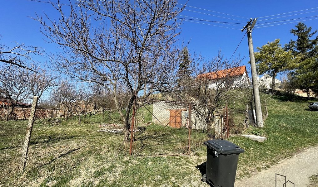 Prodej vinného sklepa s pozemkem (663 m2) ve Valticích-část Úvaly., Valtice – náhled fotky 13