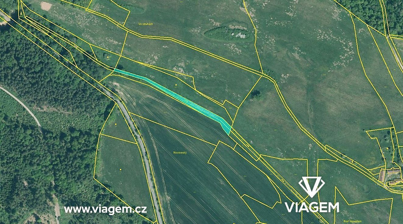 Prodej pole 1 797 m²