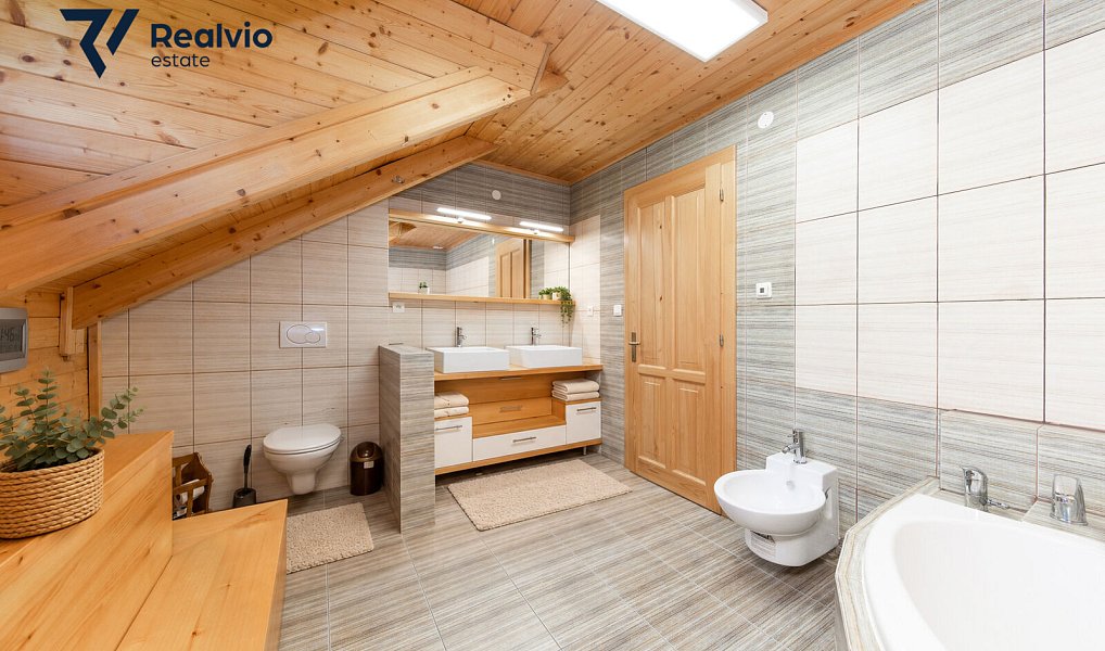 Prodej chaty/chalupy 400 m² s pozemkem 2 362 m², Kořenec – náhled fotky 16