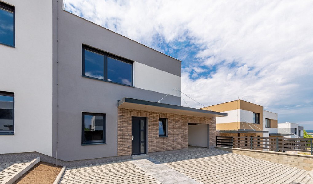 Prodej domu 126 m² s pozemkem 503 m², Hořovice – náhled fotky 2