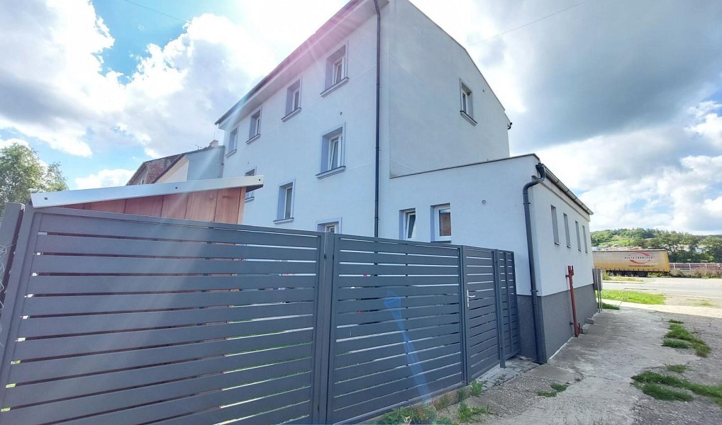 Prodej domu 348 m² s pozemkem 432 m², Krnov – náhled fotky 3