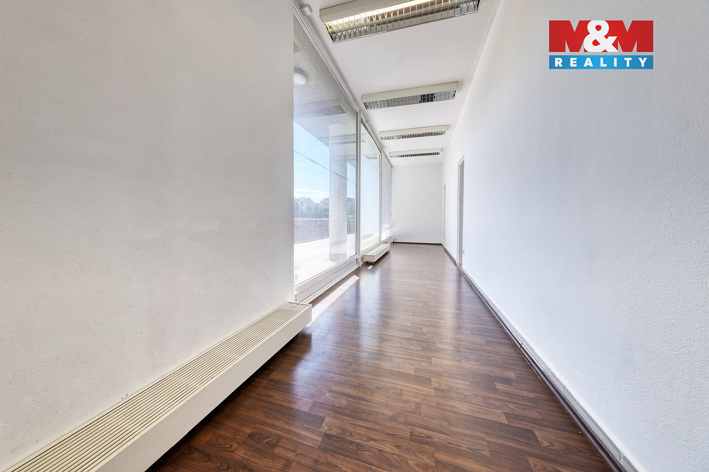 Prodej obchodních prostor 53 m² — photo 4