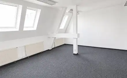 Pronájem kanceláře 21 m², 1. máje, Liberec - Liberec III-Jeřáb