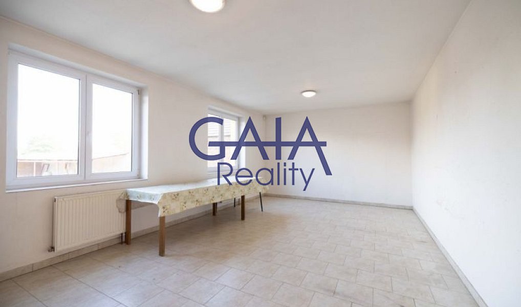 Prodej ubytovacího objektu 692 m², Vacenovice – náhled fotky 2