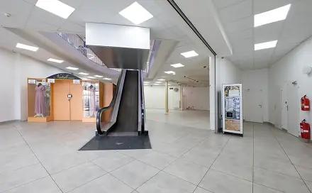 Pronájem obchodních prostor 209 m², Uherské Hradiště