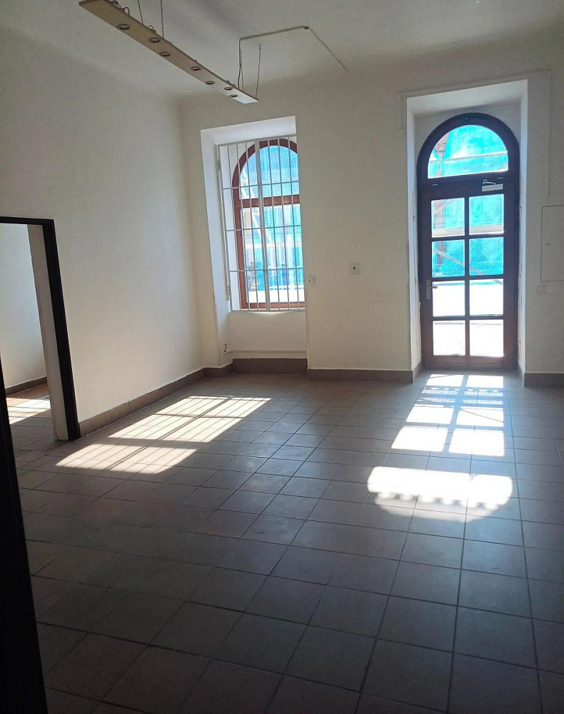Prodej obchodních prostor 75 m²