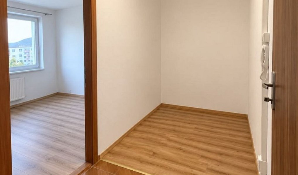 Prodej bytu 2+1 60 m², Klášterec nad Ohří – náhled fotky 4
