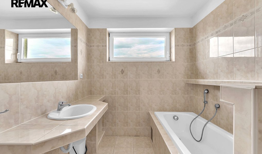 Prodej domu 150 m² s pozemkem 370 m², Hradec Králové – náhled fotky 18