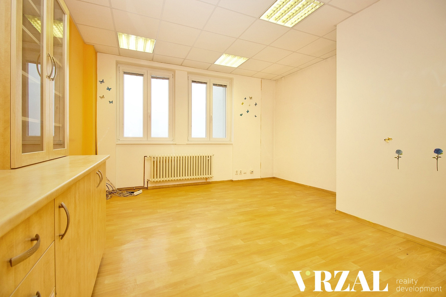 Podnájem ordinace, 80 m² – pohled 2