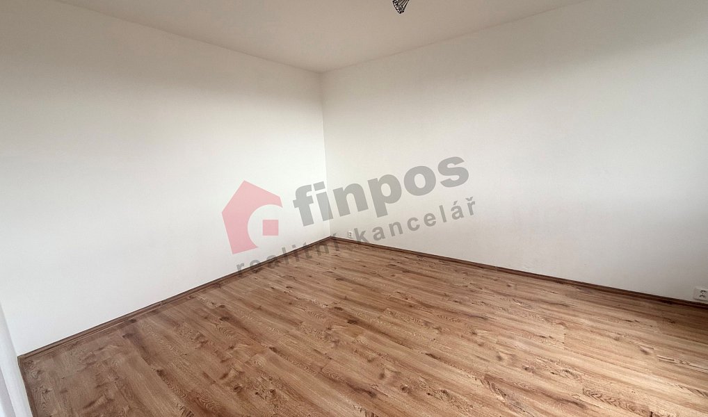 Pronájem bytu 1+1 35 m², Krupka – náhled fotky 2