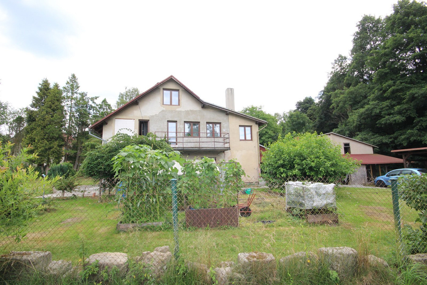 Prodej domu 466 m² s pozemkem 1 305 m²