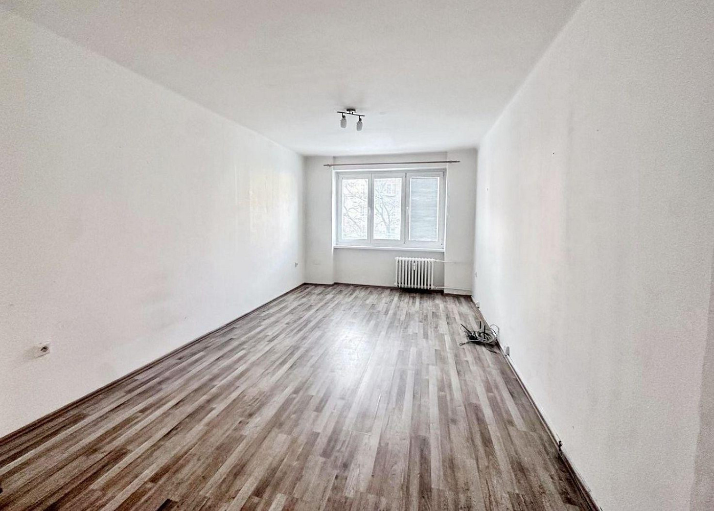 Pronájem bytu 2+1 52 m² – fotografie 4