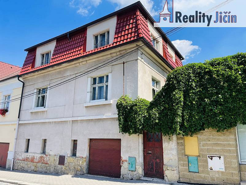 Prodej domu 280 m² s pozemkem 459 m²