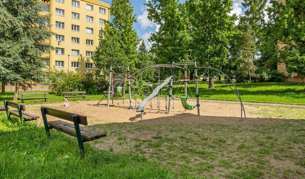 Prodej bytu 2+1 55 m², Praha – náhled fotky 22