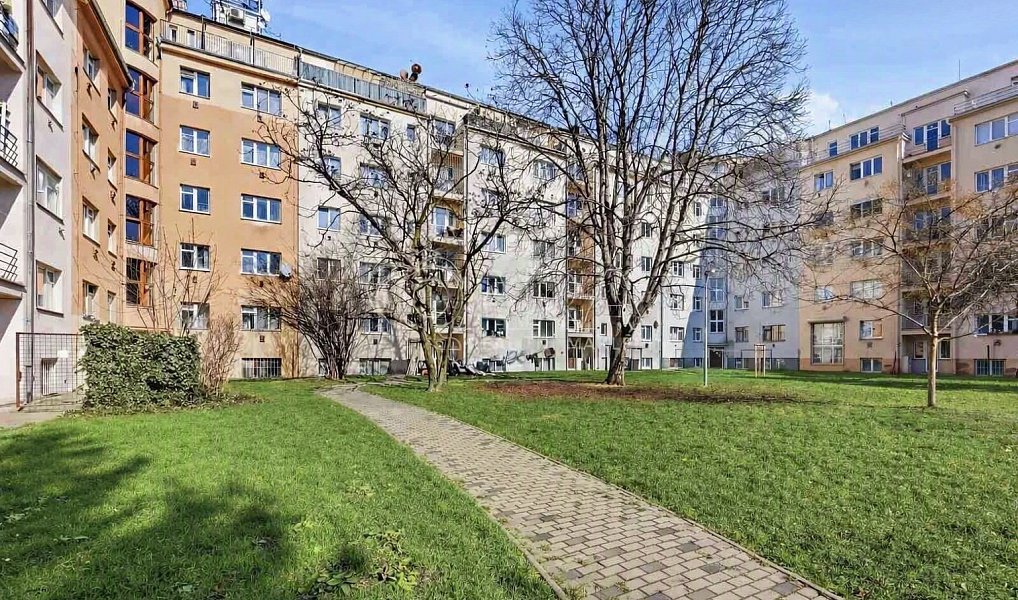 Prodej bytu 2+kk 60 m², Praha – náhled fotky 12
