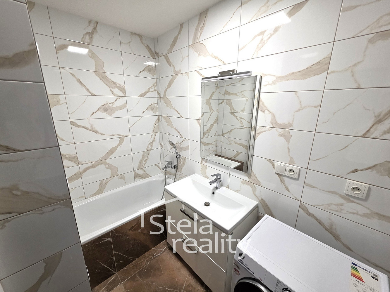 Pronájem bytu 2+1 56 m² – fotografie 3
