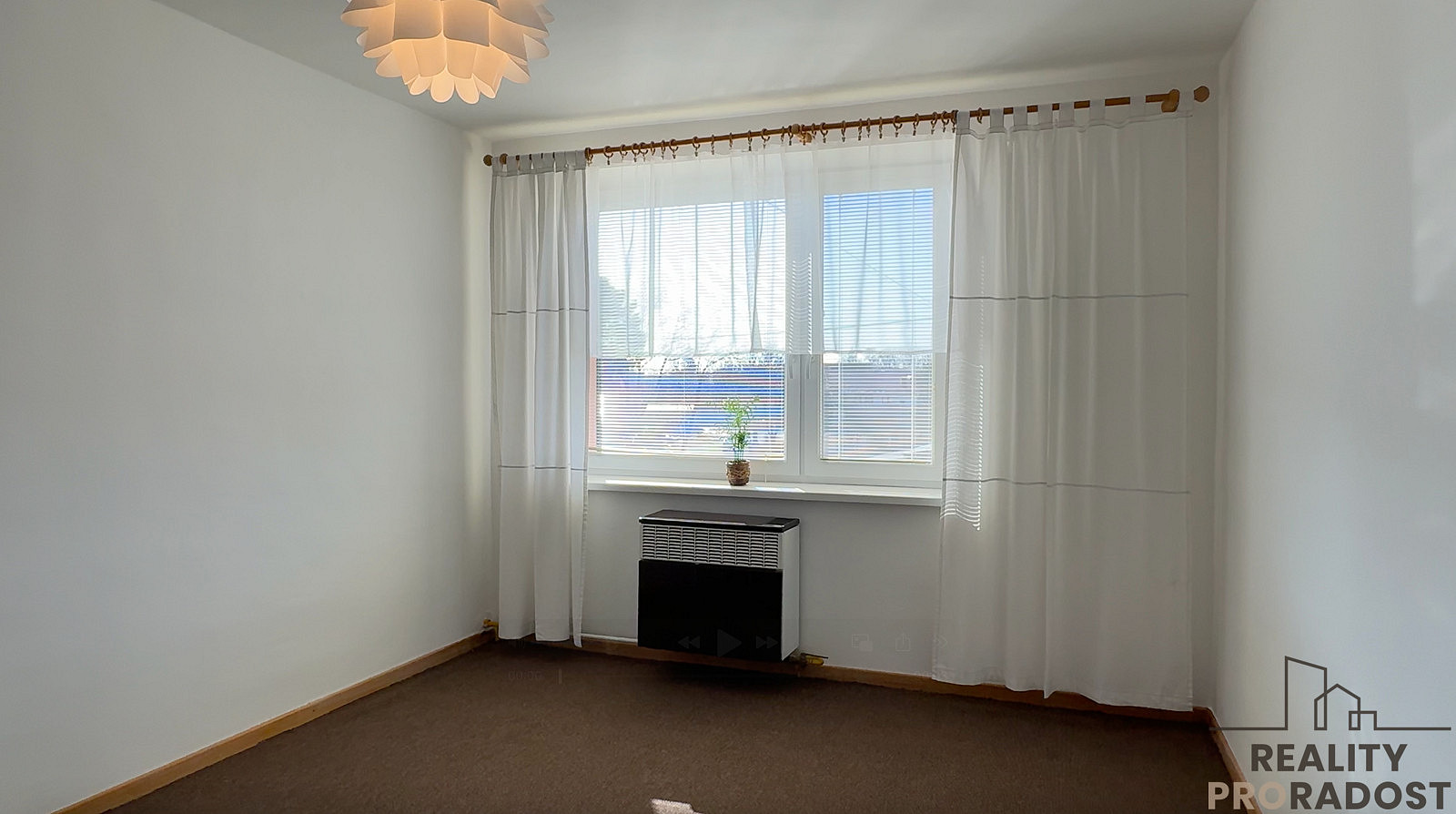 Pronájem bytu 3+kk 59 m² – fotografie 4