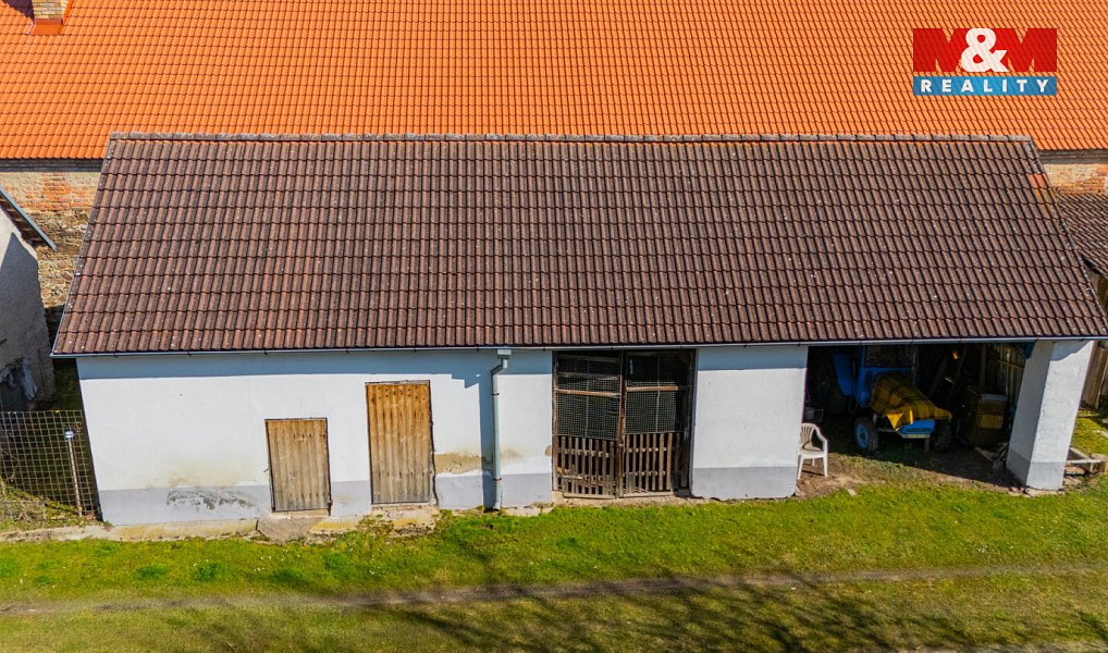 Prodej domu 195 m² s pozemkem 7 046 m², Dříteň – náhled fotky 8