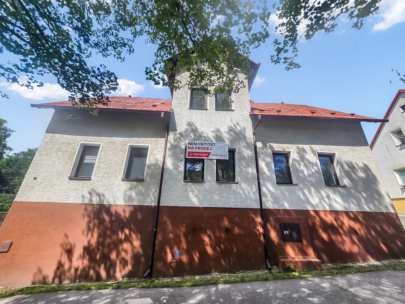 Prodej domu (jiného typu) 382 m² s pozemkem 259 m² – fotografie 2