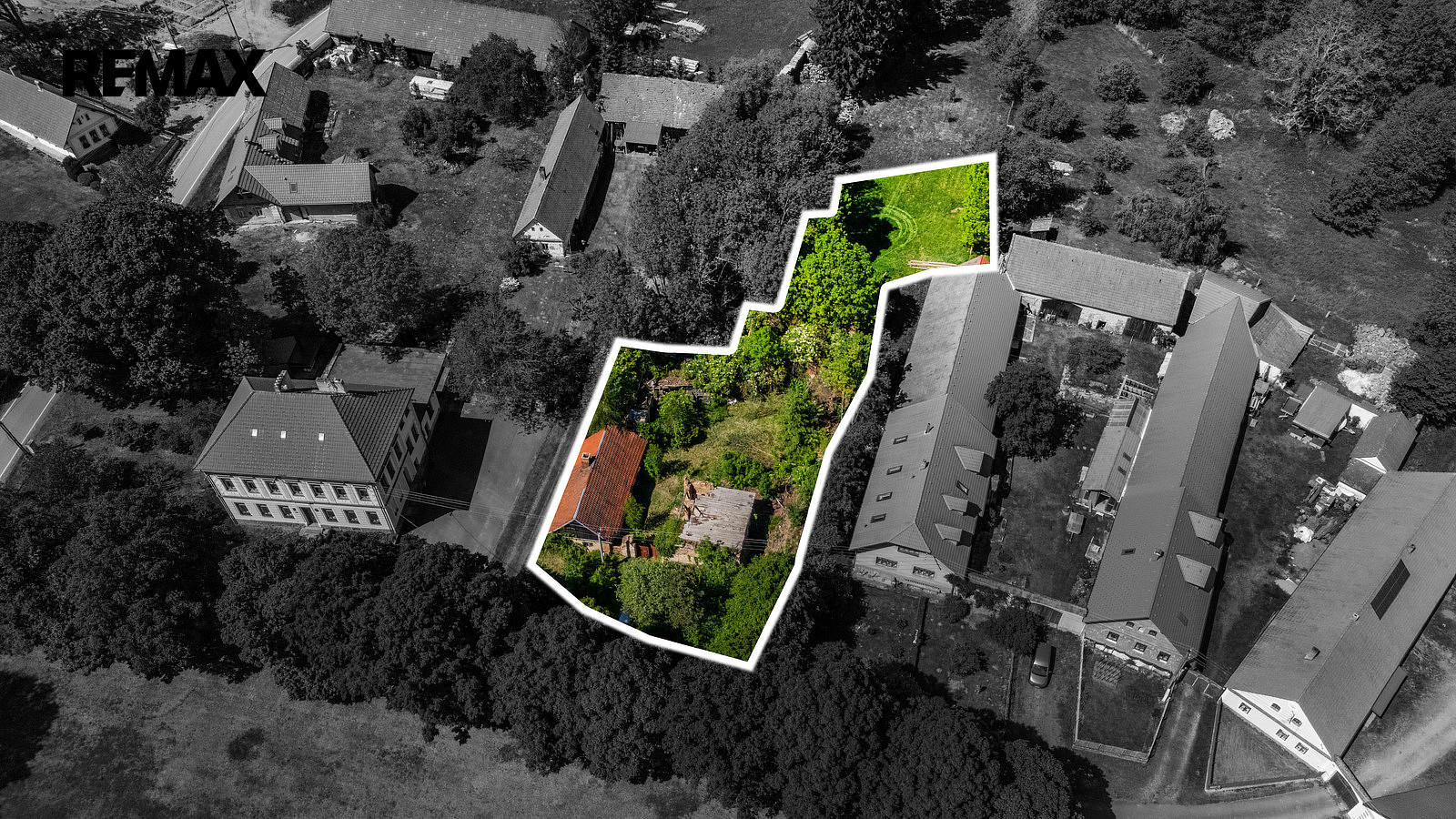 Prodej stavebního pozemku 1 677 m²