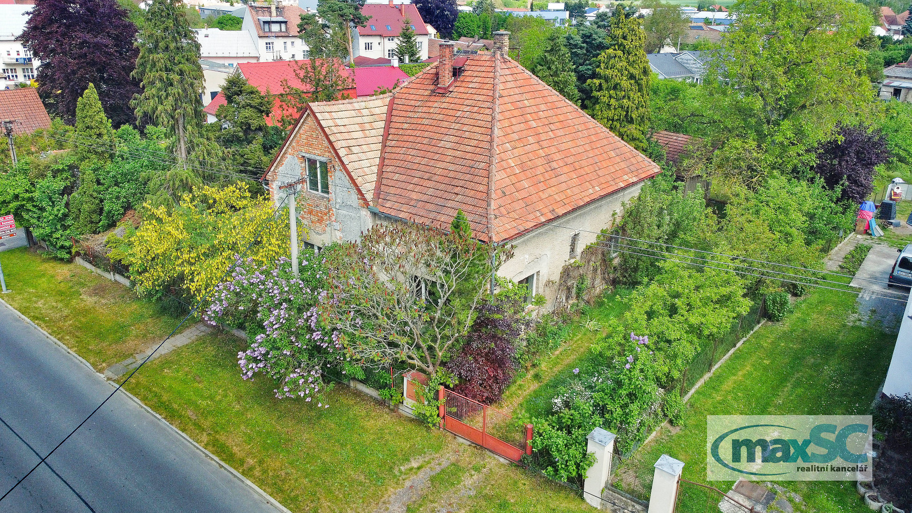 Prodej domu 132 m² s pozemkem 1 037 m² — photo 2