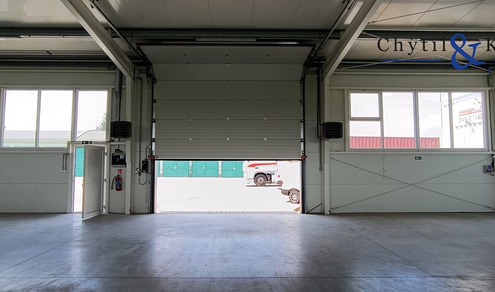 Pronájem výrobních prostor 320 m², Přerov – náhled fotky 3
