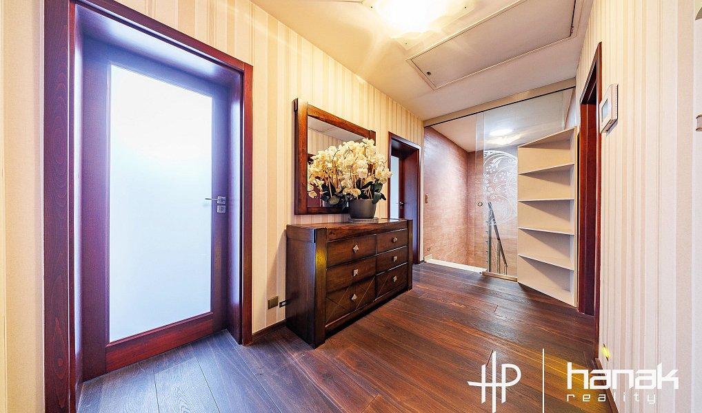 Prodej domu 262 m² s pozemkem 963 m², Olomouc – náhled fotky 19