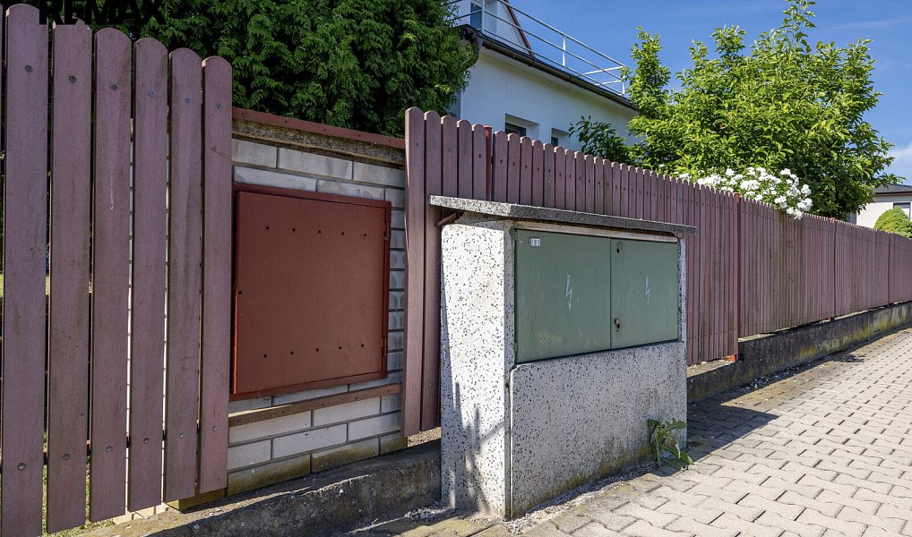 Prodej stavebního pozemku 623 m², Nelahozeves – náhled fotky 17