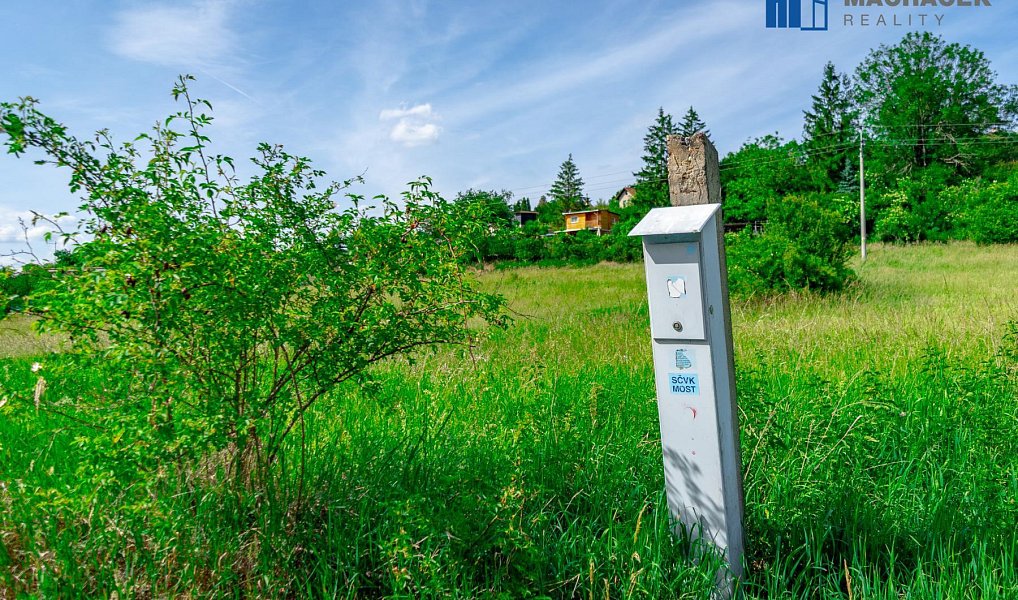 Prodej stavebního pozemku 3 430 m², Bystřany – náhled fotky 24
