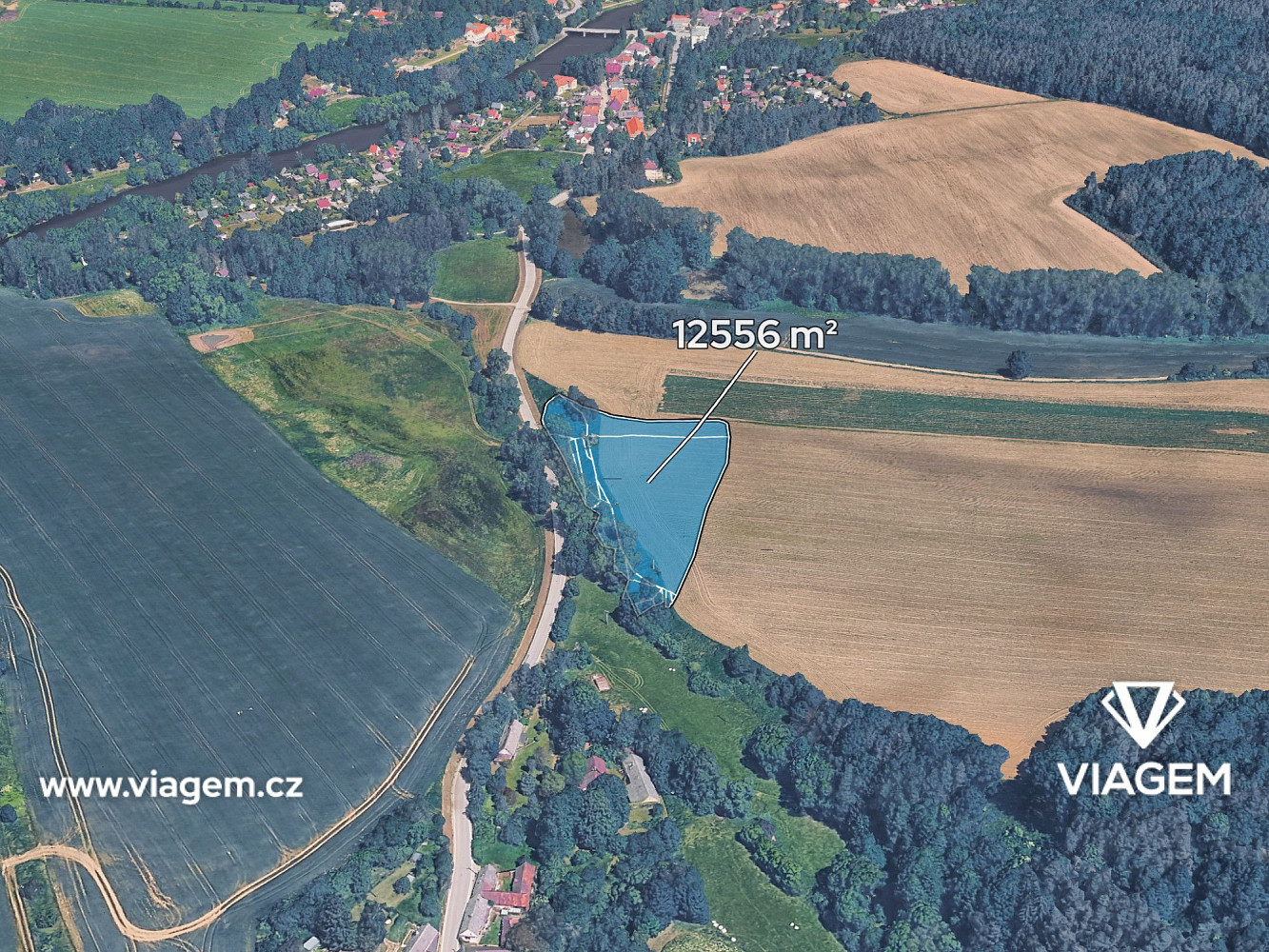 Prodej pole 2 092 m²