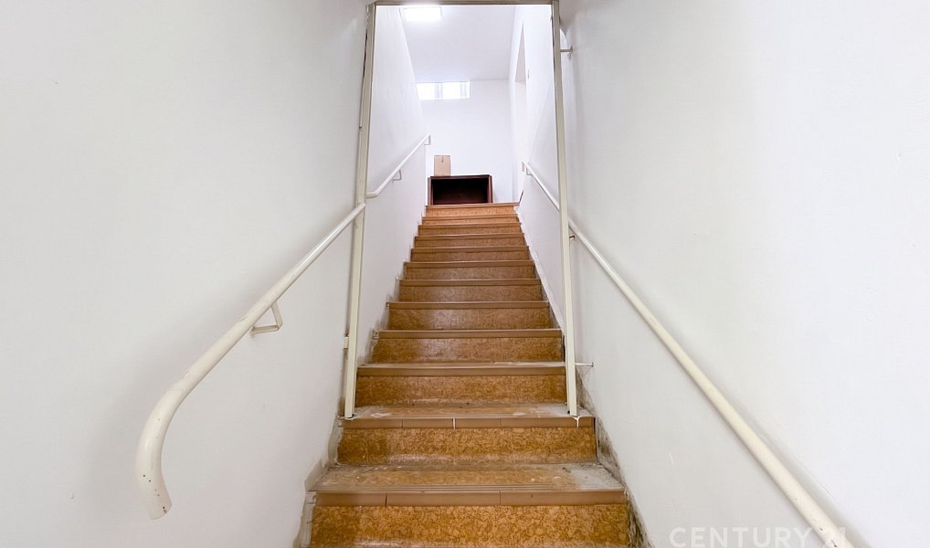 Pronájem komerčního objektu (jiného typu) 428 m², Kladno – náhled fotky 11