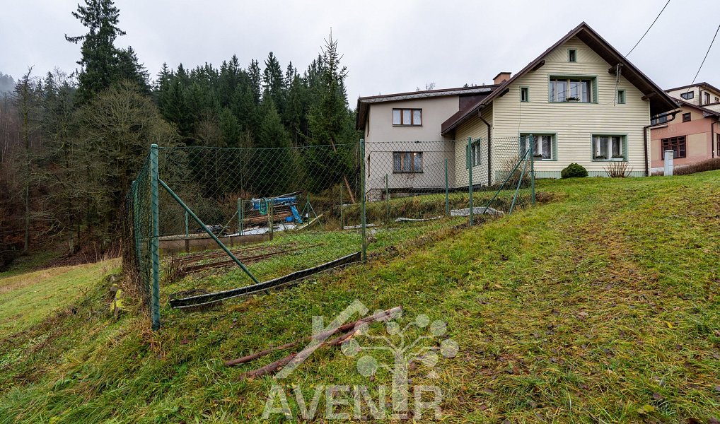 Prodej domu 244 m² s pozemkem 1 336 m², Bozkov – náhled fotky 4