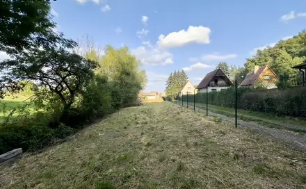 Prodej domu 206 m² s pozemkem 1 794 m², Žerotín, okres Louny