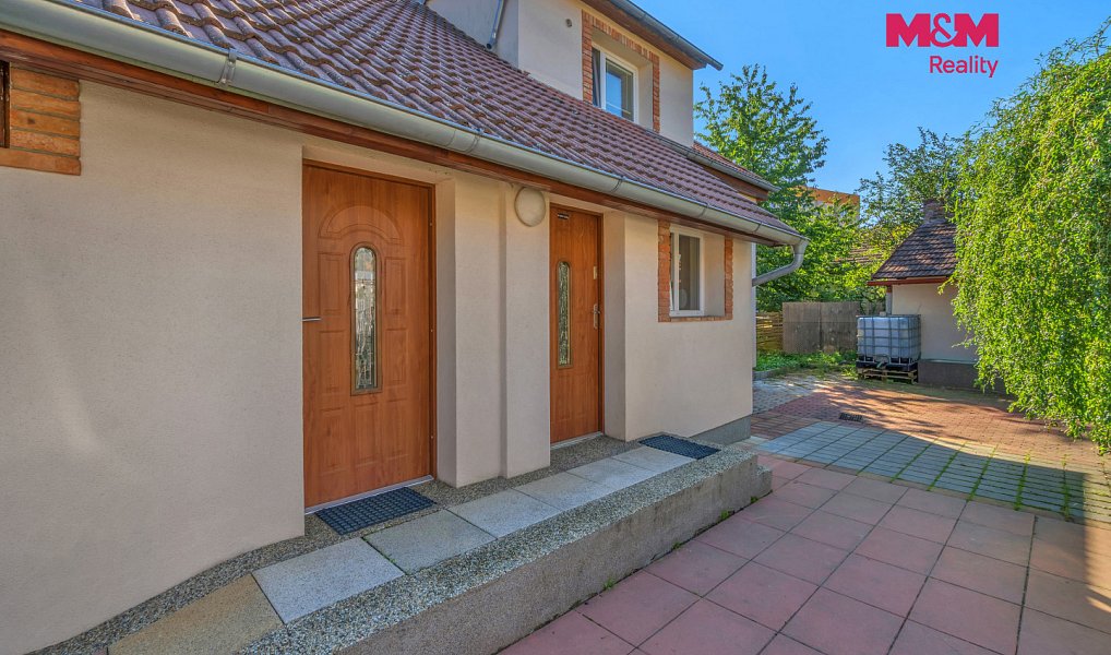 Prodej domu 150 m² s pozemkem 488 m², Holice – náhled fotky 4