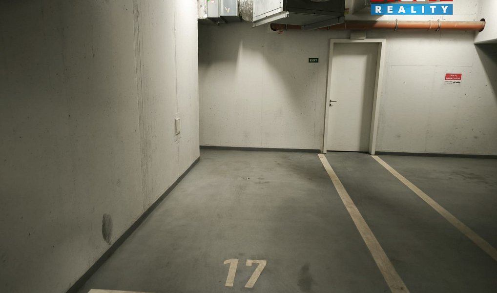 Pronájem garáž. stání, 19 m2, Karlovy Vary, Divadelní nám, Karlovy Vary – náhled fotky 3
