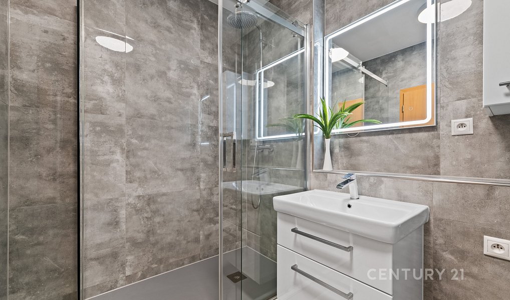 Prodej bytu 2+kk 50 m², Praha – náhled fotky 3