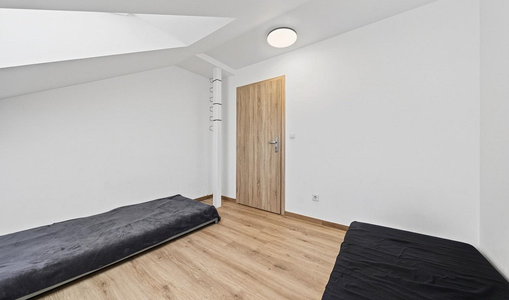 Prodej domu 381 m² s pozemkem 261 m², Plzeň – náhled fotky 19