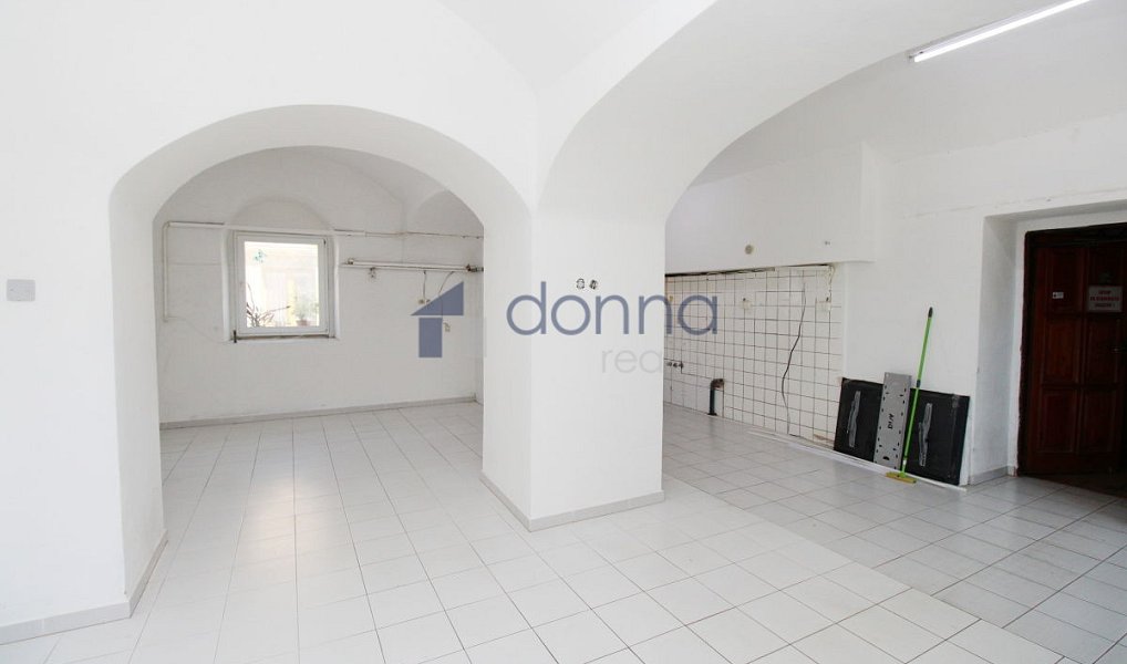 Pronájem obchodních prostor 120 m², Praha – náhled fotky 4