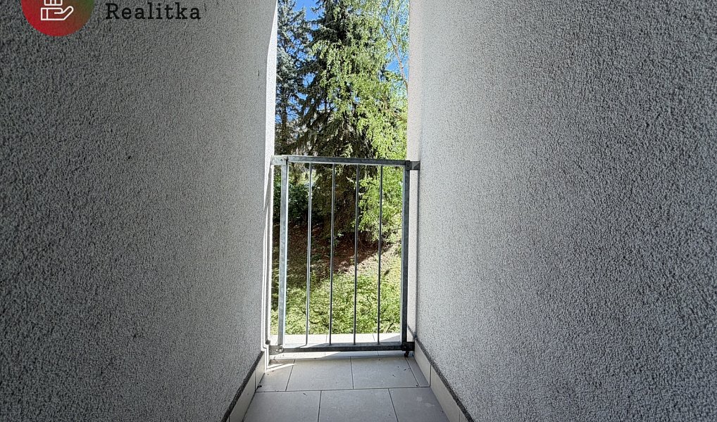 Pronájem bytu 1+kk 20 m², Ústí nad Labem – náhled fotky 47