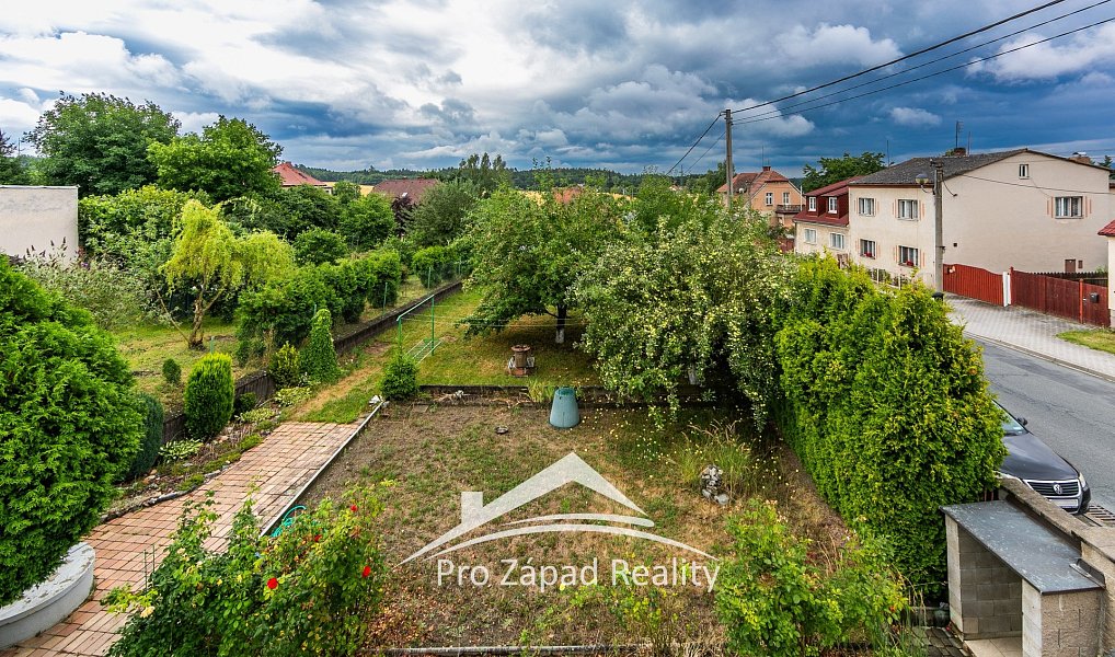 Prodej domu 196 m² s pozemkem 276 m², Chlumčany – náhled fotky 5