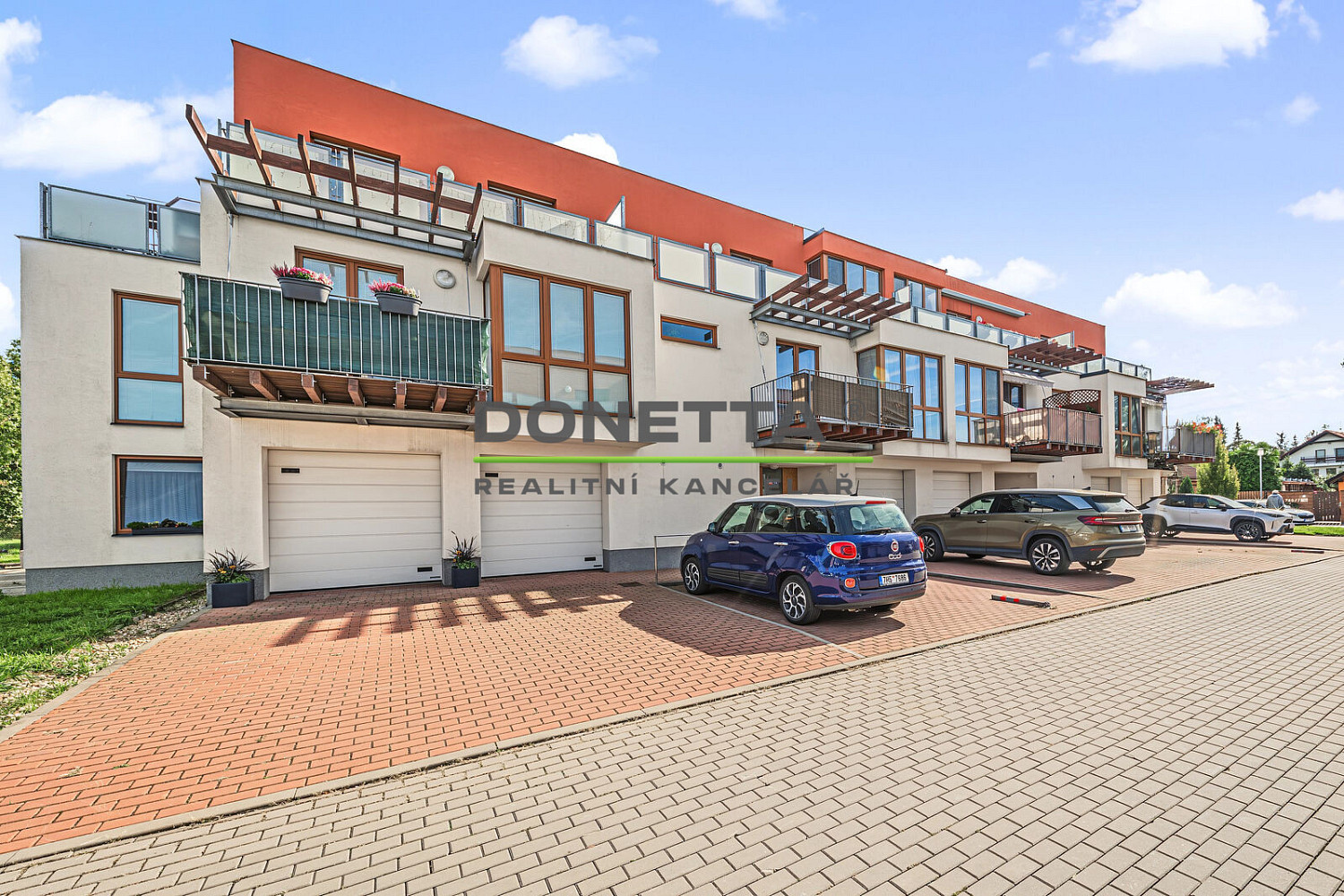 Pronájem bytu 3+kk 85 m²