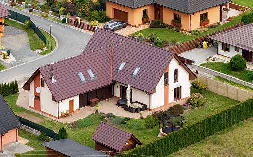 Prodej domu 259 m² s pozemkem 909 m², Mladeč, okres Olomouc