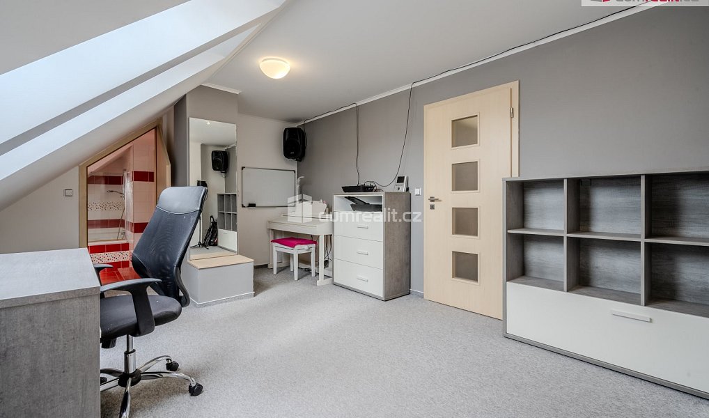 Prodej domu 300 m² s pozemkem 300 m², Roudnice nad Labem – náhled fotky 11