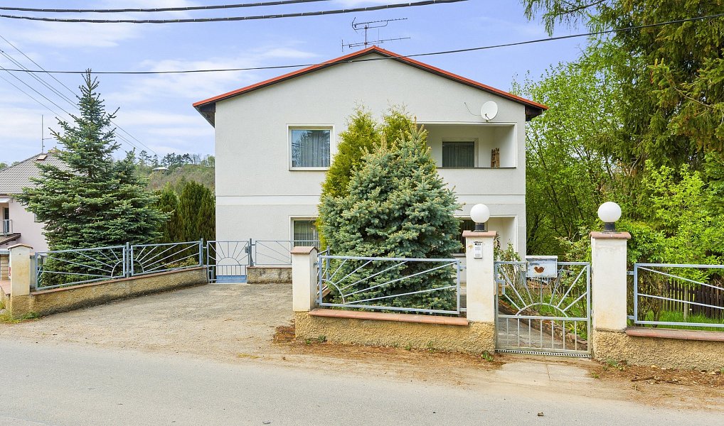 Prodej domu 239 m² s pozemkem 696 m², Zadní Třebaň – náhled fotky 27