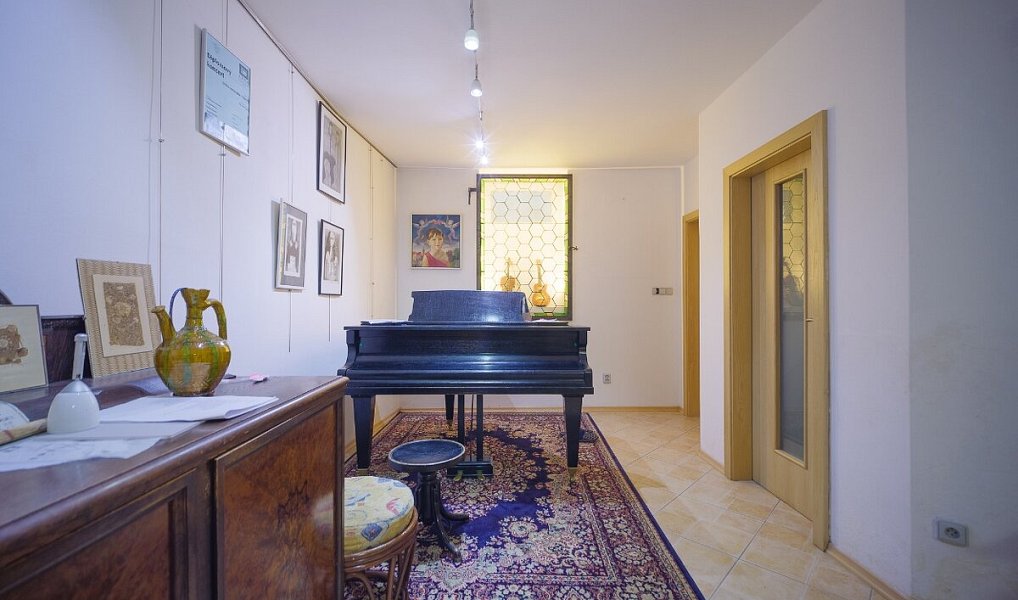 Prodej domu 238 m² s pozemkem 180 m², Jičín – náhled fotky 9