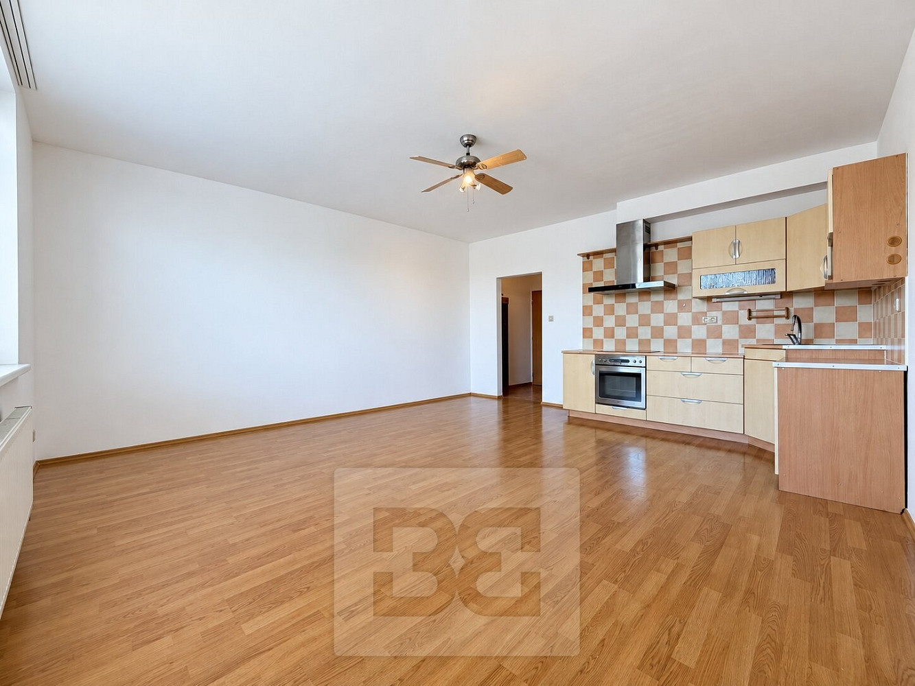 Pronájem bytu 1+kk 39 m² – fotografie 5