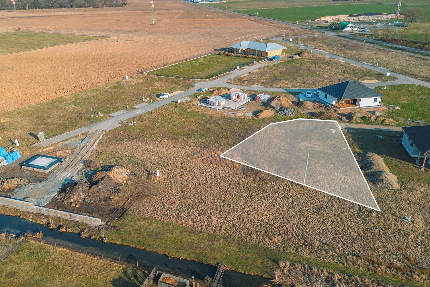Prodej stavebního pozemku 1 168 m²