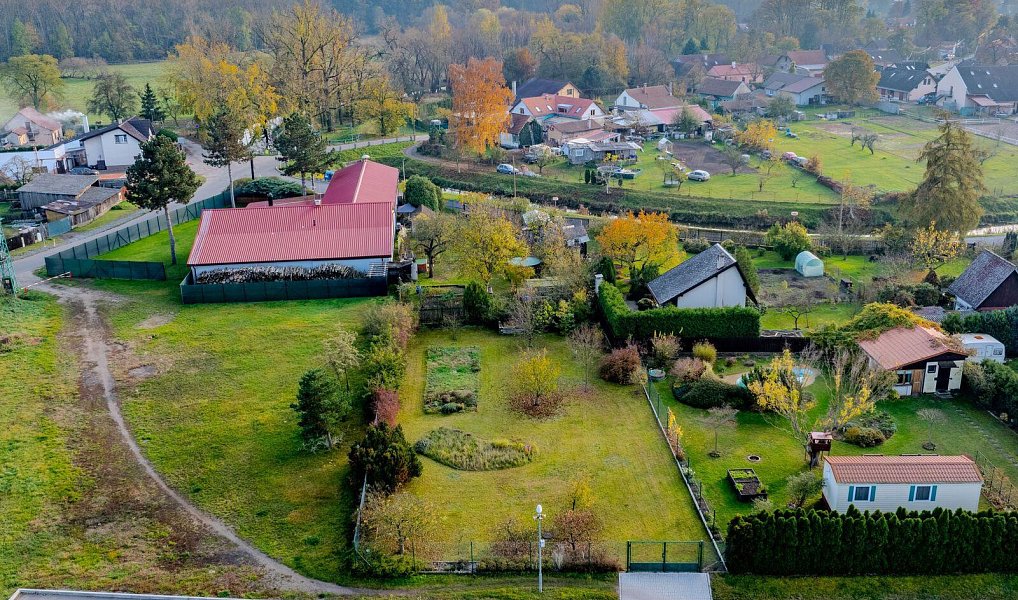 Prodej stavebního pozemku 729 m², Neratovice – náhled fotky 2