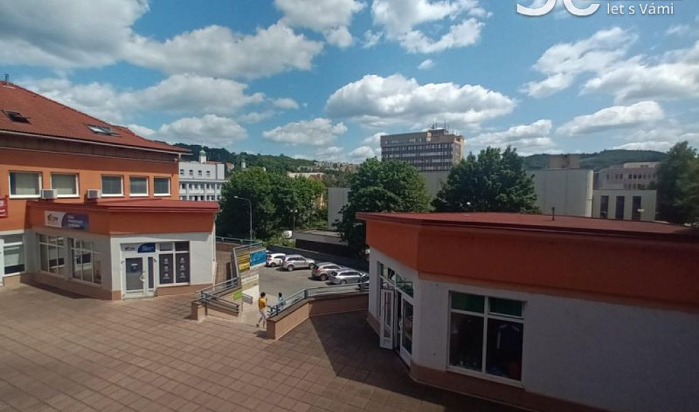 Pronájem kanceláře 32 m², Vsetín – náhled fotky 4